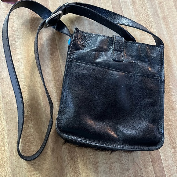Patricia Nash Cow Hide and Leather bag with Turquoise accents - Picture 6 of 9